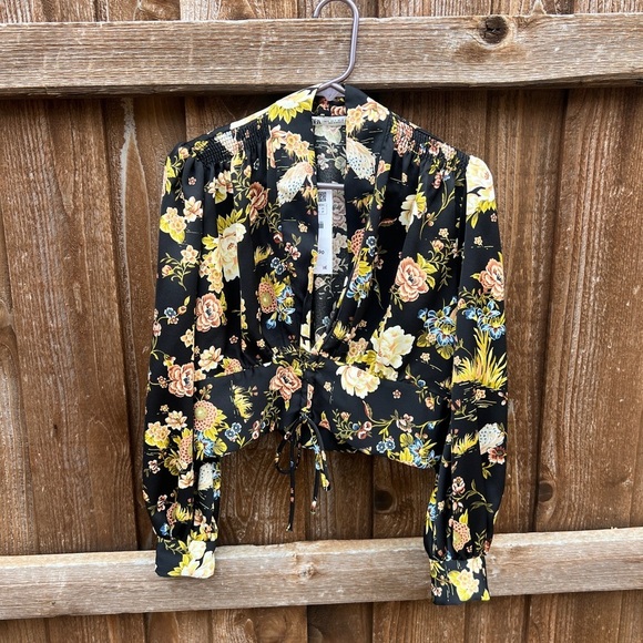 ZARA FLORAL WOMEN'S BLOUSE SIZE SMALL AND MEDIUM NWT CROP TIE WAIST - Picture 9 of 11